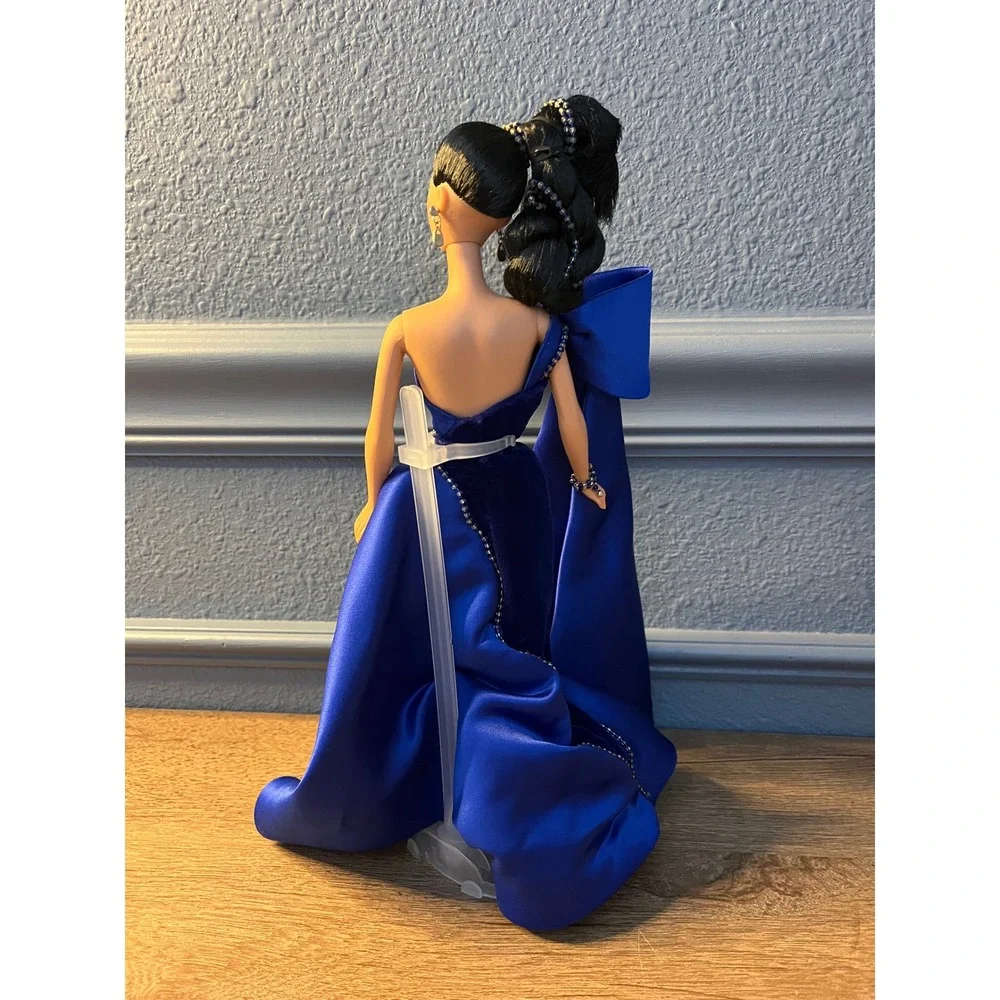 Barbie Doll Midnight Glamour Collection‎ Royal Blue Gown Sparkle Detail